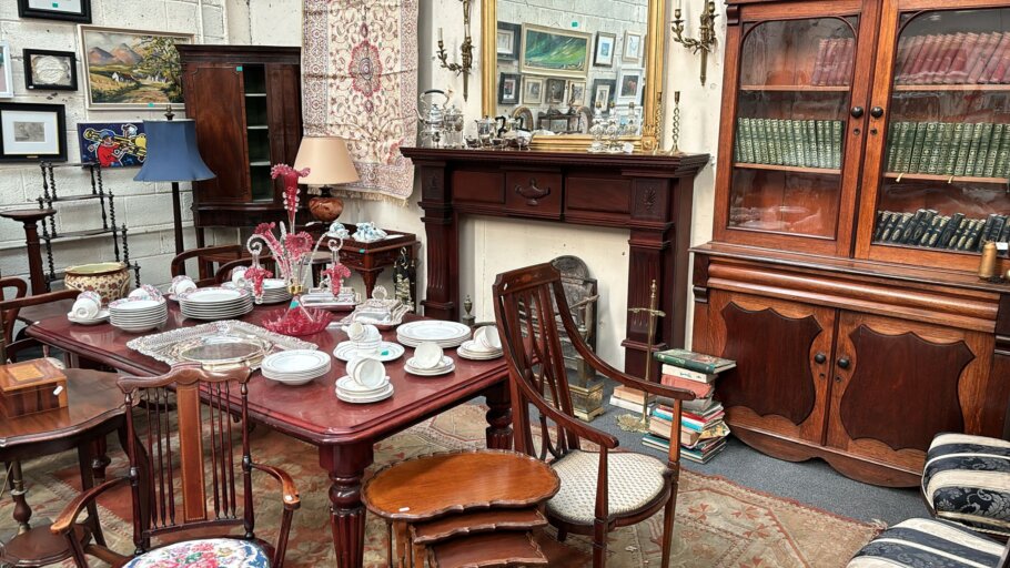 Small Preview on Lots in Auction